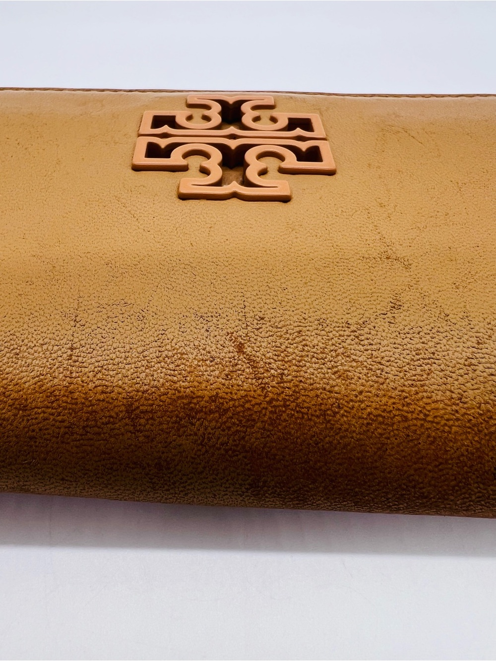 Tory Burch Caramel Tan Zip Around Wallet with Logo - Picture 2 of 14